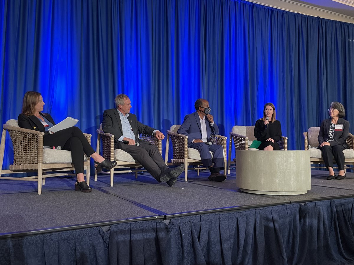 CivicWellorg's tweet photo. A great start to the #CCECForum with The State of #Climate &amp; Energy in CA panel! @ChairHochschild
@ShiromaCPUC @samassefa @LynnvonkochL https://t.co/XWTfVA4lVh
