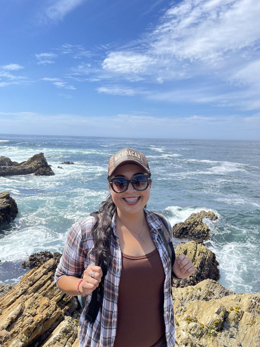 I’ve been MIA from social these last months bc I’ve been working a lot on myself. It’s been such a beautiful journey. Today I’m grateful for life🙏🏻 I got to wake up today to and have another opportunity to be radiant! #WorldGratitudeDay #selfcare