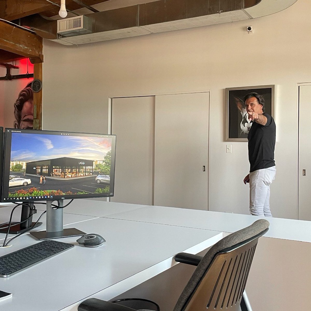 RoccoLaudizio's tweet photo. TW intermission is over. On the grid again and back in action and a gentle reminder that this is what I look like.
All is well and will be sharing some really cool stuff soon!
@slickdesignusa 
#love #designjunkie #architecturaldesign #design #hospitality #interiors https://t.co/mdZnkbBfOL