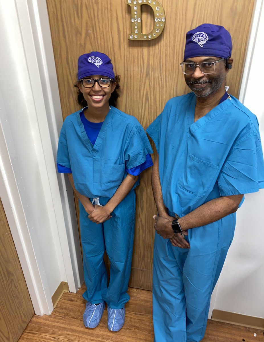 100 scrubbed neurosurgical cases as a medical student thanks to the most amazing mentor, @DamirezFossett ! That’s it. That’s the tweet. #neurosurgery #neurotwitter #MedTwitter #BlackInNeuro
