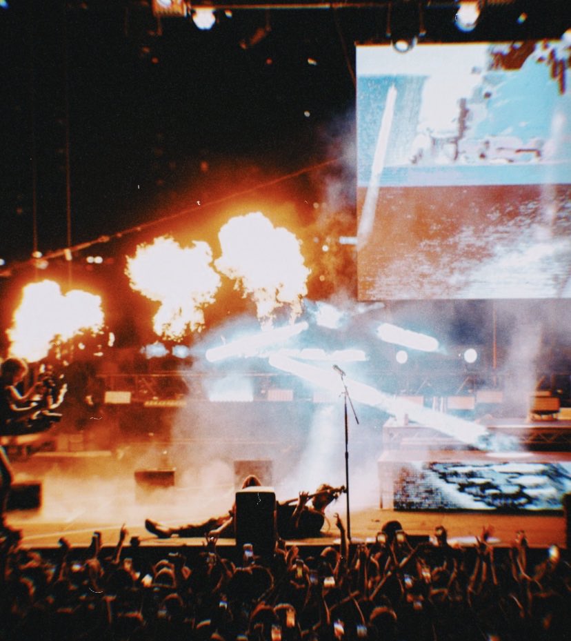 comfort clinton (@comfortclintonc) on Twitter photo 