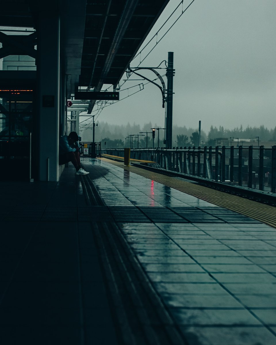 Loved this moody morning from the light rail station in Seattle
#moody #photography #seattle