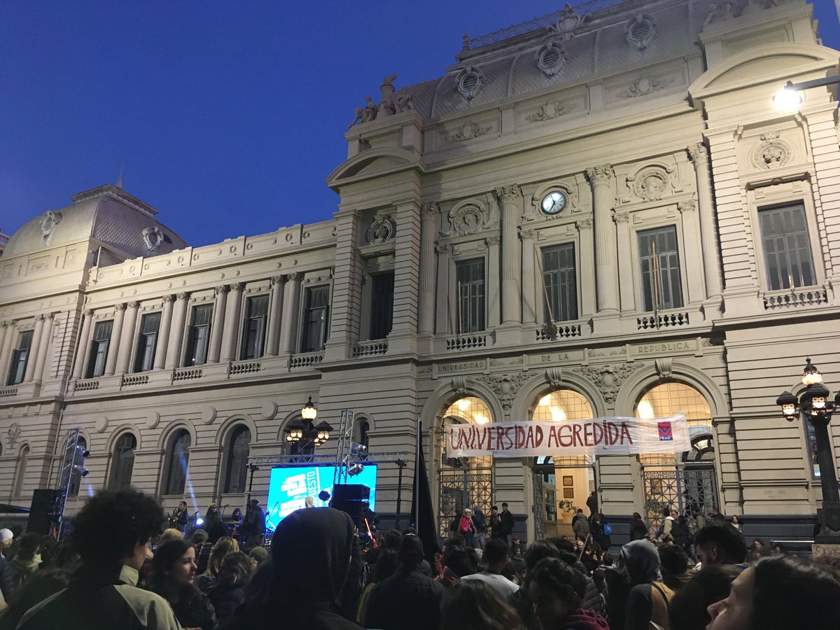 Más estudiantes, menos presupuesto… la Udelar en conflicto #21VamosALaUdelar #MásPresupuestoParaUdelar #QueNoTeDéLoMismo