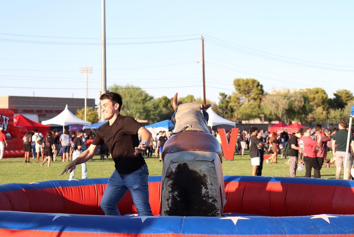 UNLV SIA tweet media