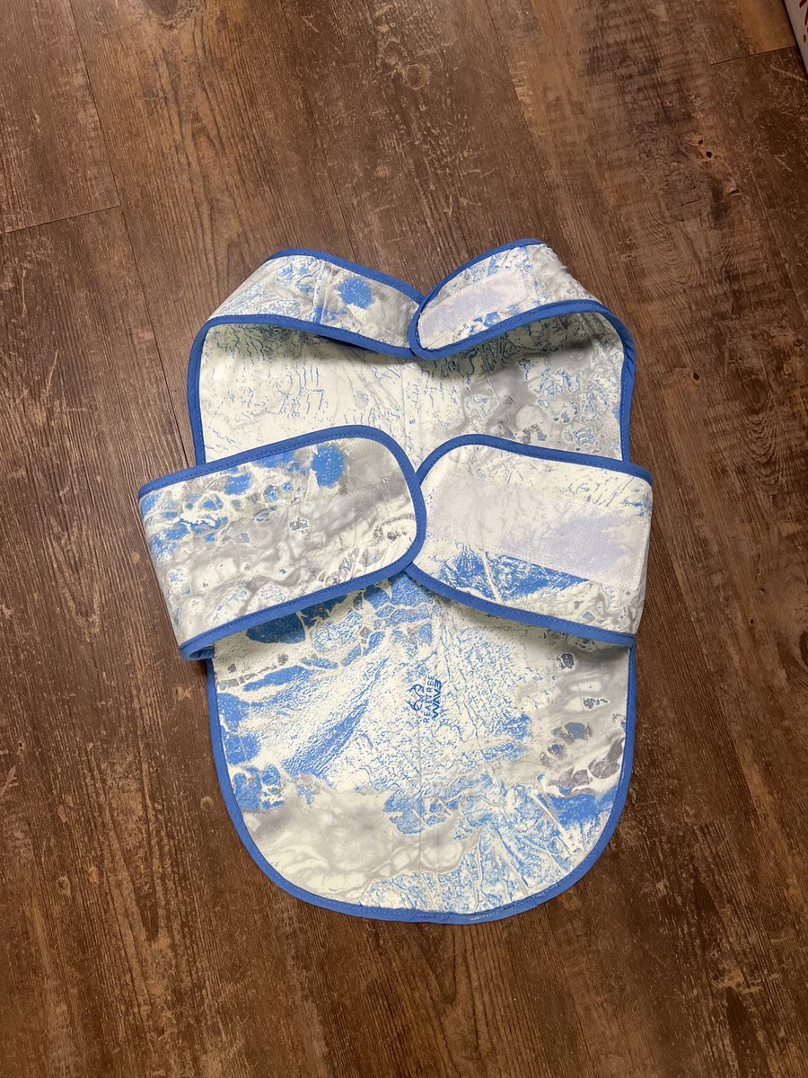 JuiceKiffin's tweet photo. Dad said he wants people to stay for the entire game this Saturday so I went and got this cooling vest for me Thanks @Realtree https://t.co/DZGBOgVFUd