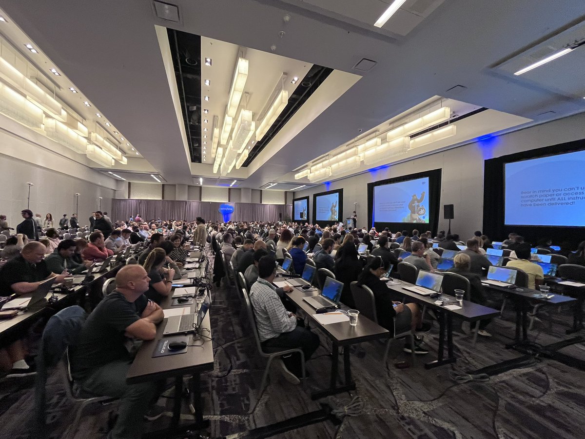 C_MajorForce's tweet photo. We have 400 excited Trailblazers waiting to crush their certification exams!! #DF22 https://t.co/fbrKBe1BxL