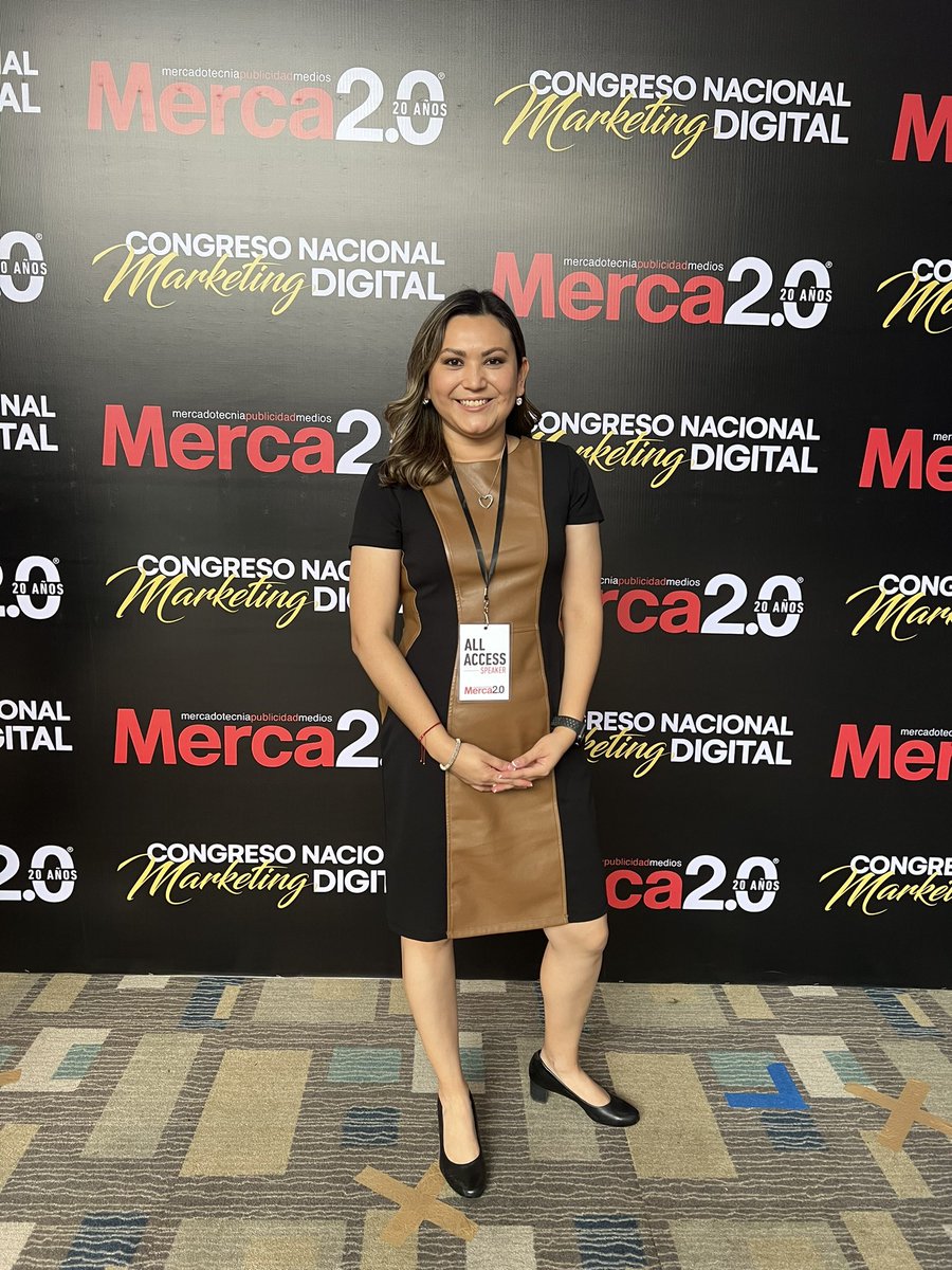 BustamanteCarla's tweet photo. Panel: Deportes, Apuestas y Fans en el Mundo Digital en el Congreso Nacional de Marketing Digital #congresomerca20 @Merca20. Un honor poder hablar de lo que hacemos en @ClubNaranjeros de @Liga_Arco https://t.co/KPgCtTVPyy