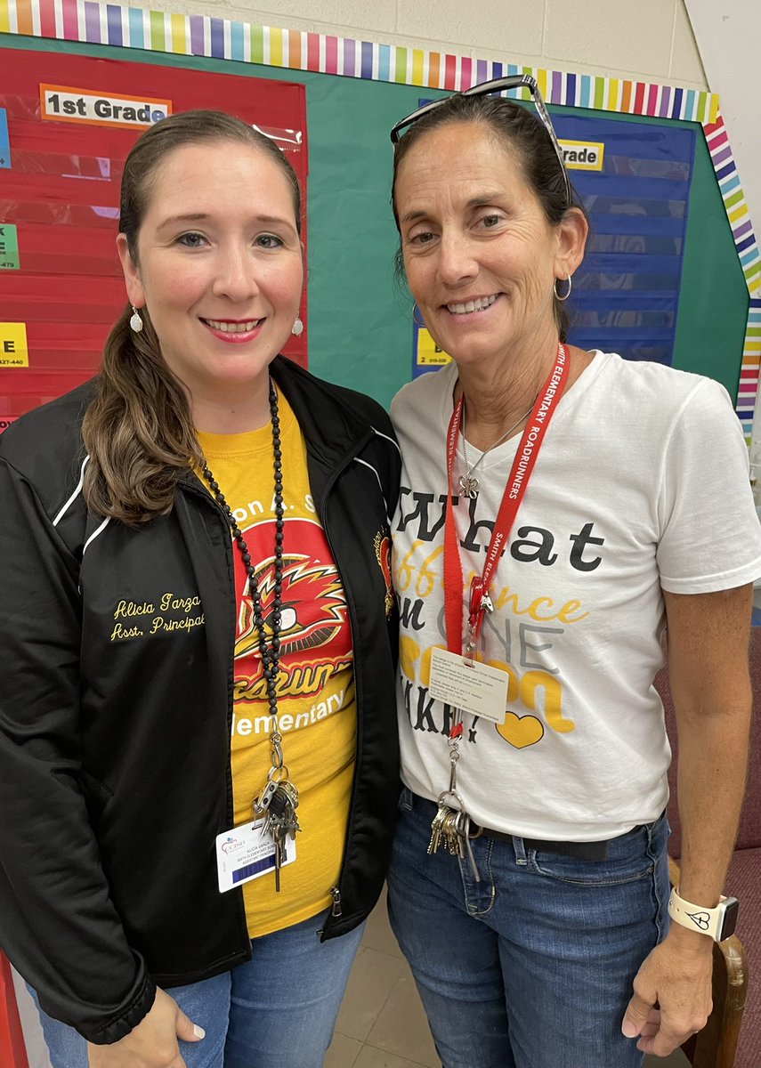 WeldonSmithRR's tweet photo. Thank you, @CCISDRtI Denise Gonzalez, for presenting to our teaches on MTSS. We appreciate your support! #CCISDProud https://t.co/mikJ1L3d4o