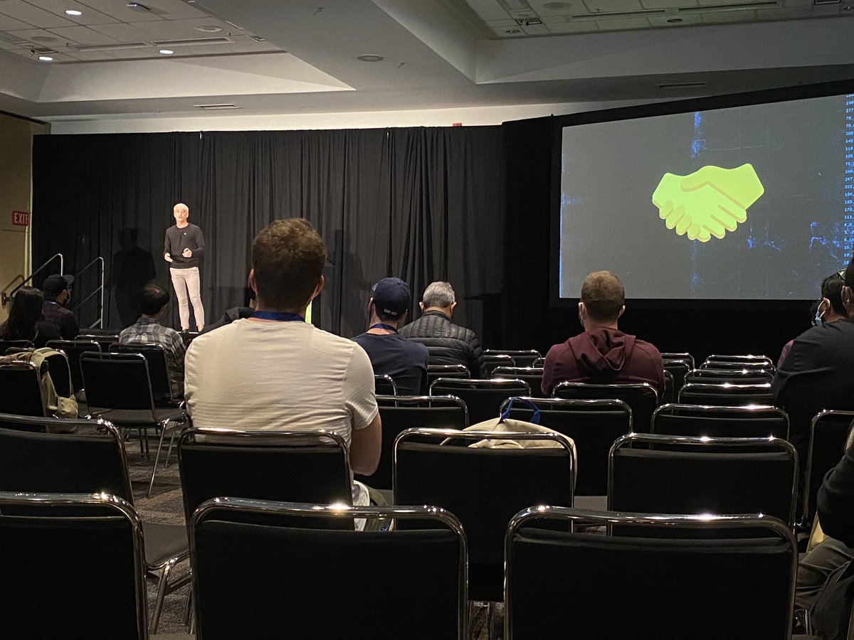 1sprintatatime's tweet photo. @twitter’s @i_am_daniele shares how twitter’s APIs evolved over time to ultimately put their developers at the centre of their API strategy @APISpecs 
#APISpecs2022 https://t.co/XfoMa0Vsqt
