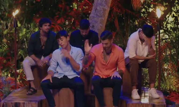 NOOOO JAVI DONDE TE SENTASTE  #LaIslaDeLasTentaciones