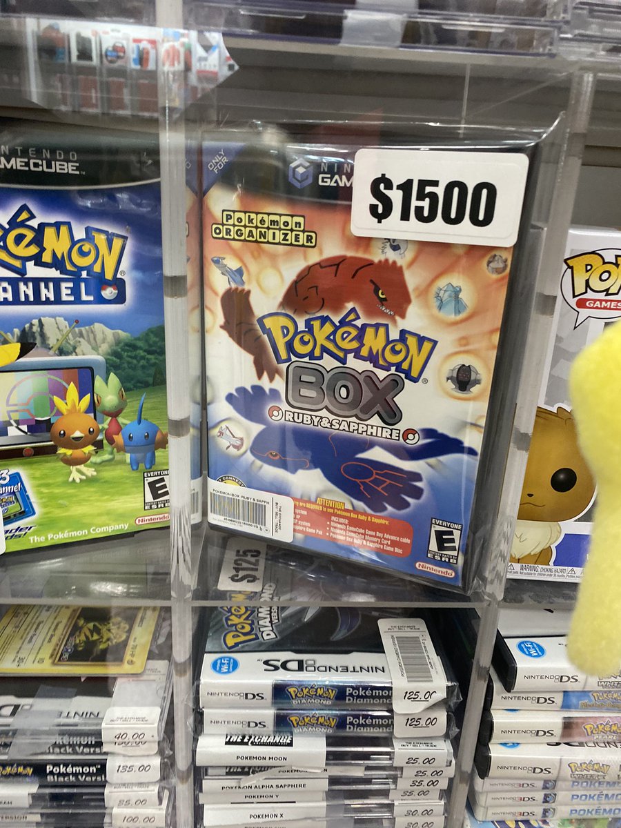 Reisigo38's tweet image. I managed to stumble across this at a local game store. I don’t have that kind of money to drop on this but it’s pretty cool to see out in the wild. #pokemonbox #pokemon #gamecube
