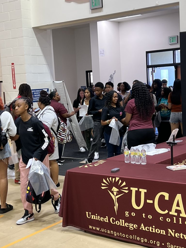Scholarships and acceptances! Students came, they saw, and got into college! What a great day where HBCU recruiters got to interact with an estimated 700 students at the U-CAN &amp; Val Verde Unified HBCU Recruitment Fair  <a href="/VVUSDEdServices/">Val Verde Education Services</a> <a href="/VVUSDStuService/">Val Verde USD Student Services</a> @mark_lenoir @ValVerdeSupt