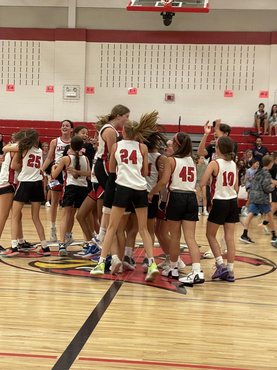 Meghanslp's tweet photo. Congrats to the 7th gr girls basketball team on their close game win over Plum Grove! 🖤🏀❤️ #southlearns @AHSD25South @sms7West @SMS7East https://t.co/u2SXh9ejHz