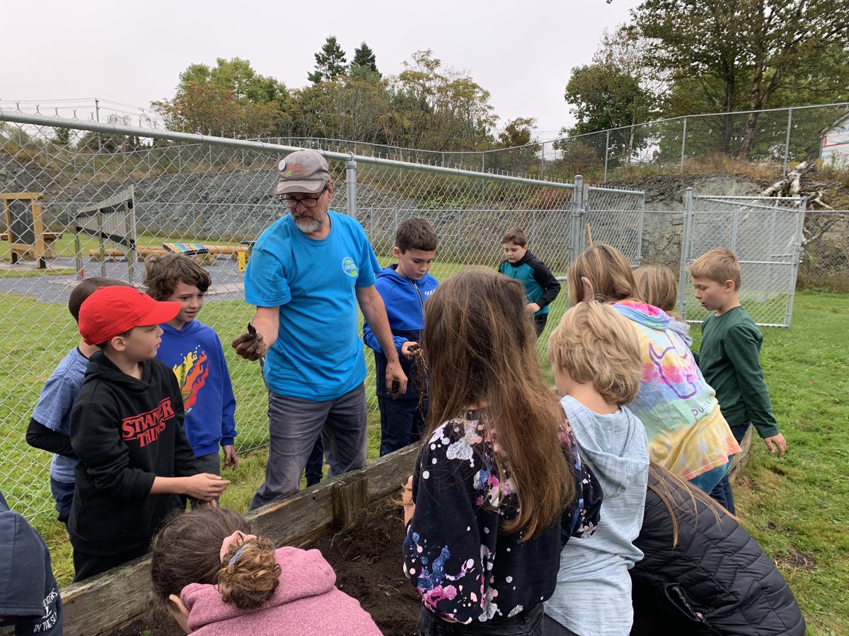 SeasidePES's tweet photo. We celebrated National Tree Day today by planting 100 seedlings in our school garden, to grow into larger trees. A huge thank you to @PALSpartners
 at the JDI Sussex Nursery and Steph, as well as our community partner Jim Landry, ED w/ Landscape NB/PEI. https://t.co/ZM3ysLzD3A