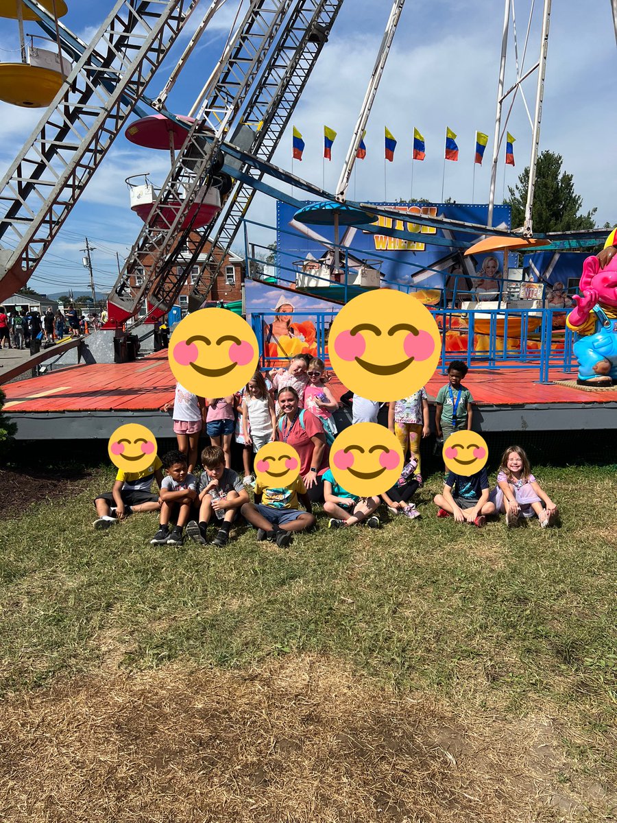 MsLaceyFCPS's tweet photo. Our first grade Frederick Fair Field Trip was a success! These kiddos learned a lot, I had SO much help from the chaperones, and most importantly, everyone had fun. 😊🎡 https://t.co/iCjiobdxvf
