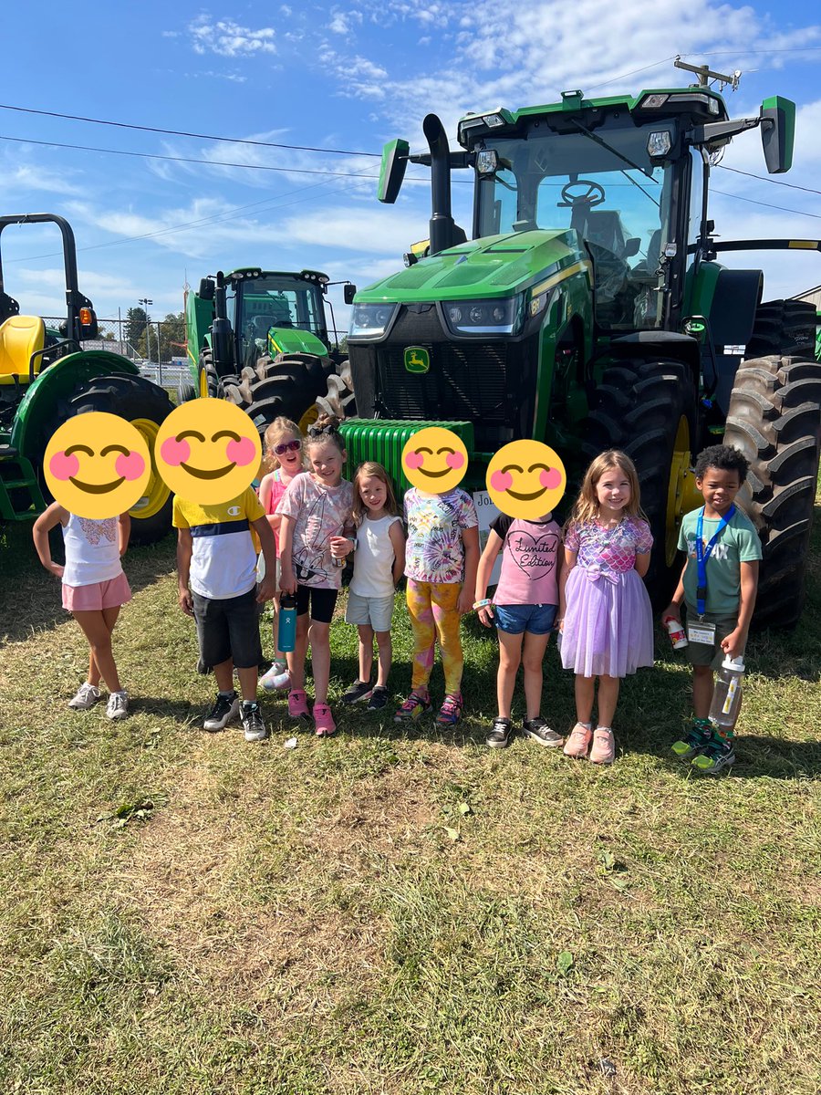 MsLaceyFCPS's tweet photo. Our first grade Frederick Fair Field Trip was a success! These kiddos learned a lot, I had SO much help from the chaperones, and most importantly, everyone had fun. 😊🎡 https://t.co/iCjiobdxvf