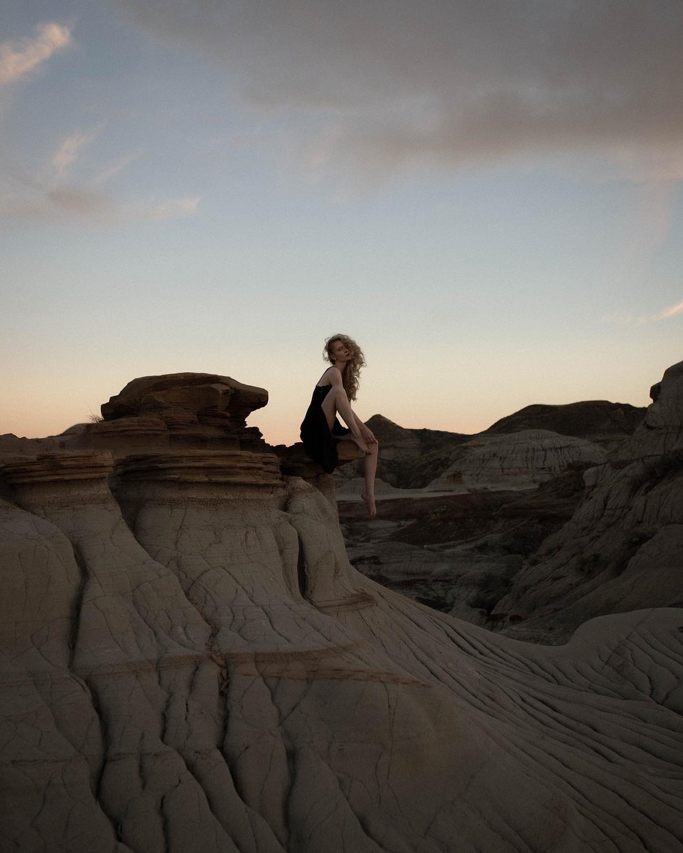 morganachomlack's tweet photo. w/ my sand nymph⏳
#photography https://t.co/Tshdv9w89V