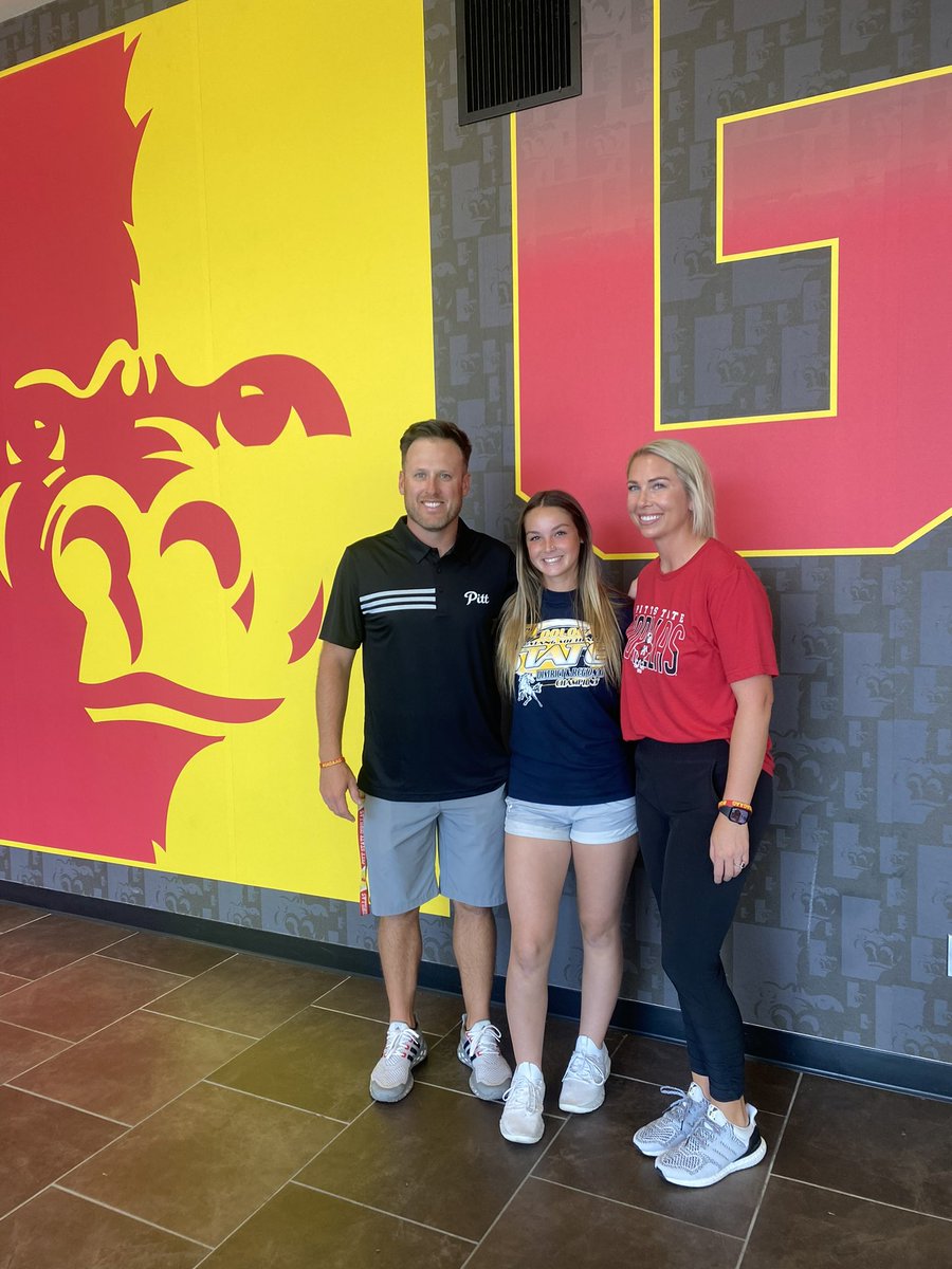 JadynStandeford's tweet photo. @Gorilla_SFB @CoachFullerPitt @CoachBradF https://t.co/DbwDwMMcmt