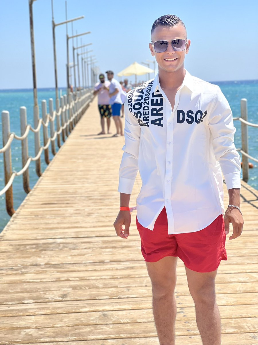 اللهم عوضك الذى ينسينا ما فقدناة
23years🙏🏻