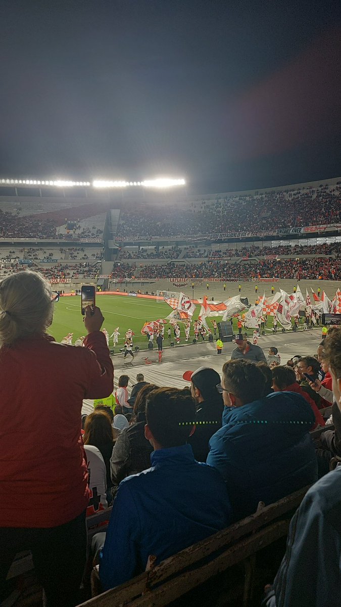 PaintShop12's tweet photo. Empezando https://t.co/uBHrmV2S60