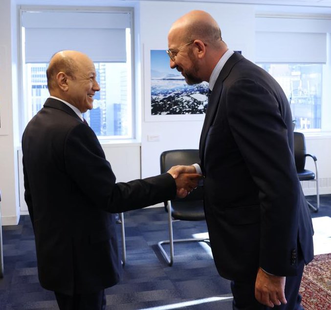 CharlesMichel's tweet photo. Conveyed support to @PresidentRashad Al Alimi and the Presidential Leadership Council in this critical moment.

The Yemeni people deserve peace.

The EU is fully behind UNSE Grundberg’s efforts @OSE_Yemen 

Need for constructive engagement to expand the truce. https://t.co/hv52YNg870