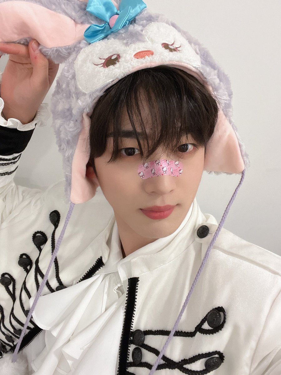 yui_y_han's tweet photo. 永遠の1⃣pic！！お誕生日おめでとう🐰🤍
ユガリのヨハンに沼ってもうはや3年、、
いつまでもずっと大好き！！！！！！！
早く会えるのを楽しみしてるね

#김요한_안태어났음_어쩔뻔
#BlessedBirthdayYohan

@x1official101 
@WEi__Official https://t.co/jnlbzGNcxE
