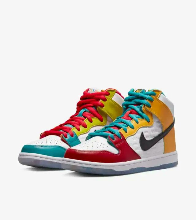 sealaire's tweet photo. DOES ANYINE HAVE THESE IN M6 OR W7.5? I have M7.5 to trade 😅 please helppp https://t.co/Dde4sI8GM8