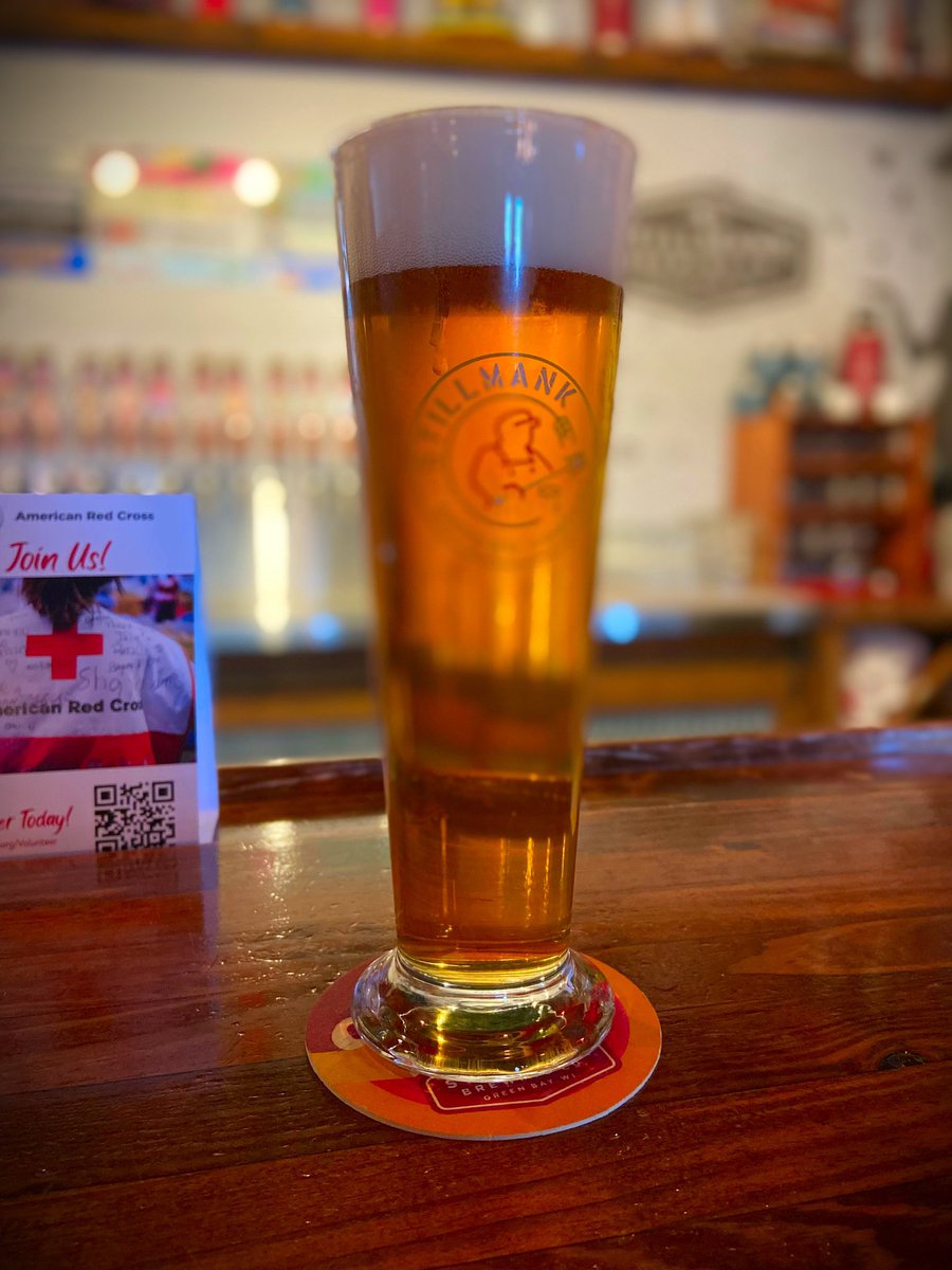 Good beers from my fav brewery after a long day at work! 
<a href="/StillmankBeer/">Brewer</a>’s Oaktoberfest! 🍻🍻