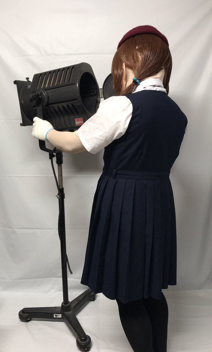 Parlor_miyuki2's tweet photo. 白熱舞台照明の点灯中の匂いが好き。
わかる照明さんの人いるかなぁ
#舞台照明
#lightingstuff https://t.co/9Rsn6N0X2R