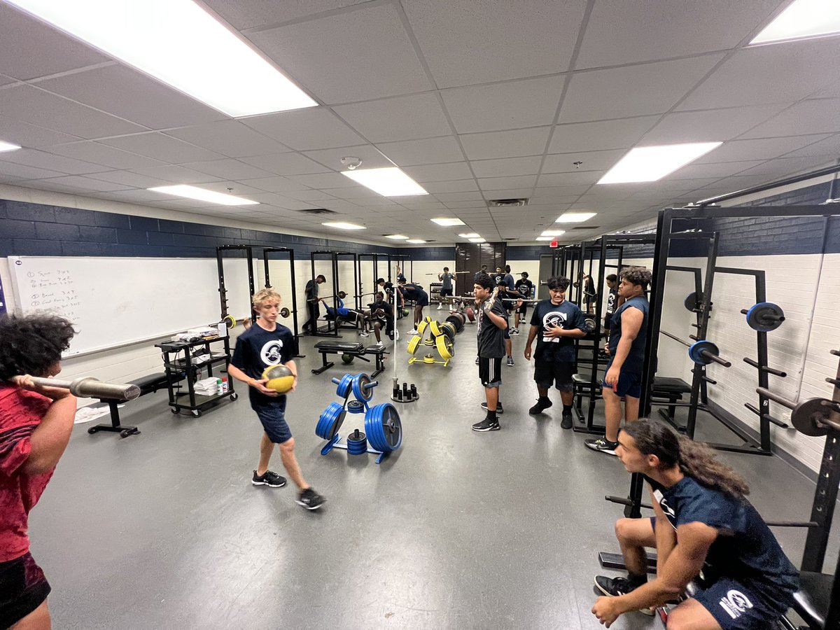 CoachTuell's tweet photo. @CJHMTXE @IAR2_Football @LDBellFootball @HEBAthletics Got a hard fought win vs a great Euless 8th team last night, but no more celebrating today! Lift, film, and corrections now onto Harwood next week. No rest when you’re on a mission ! #zerozeromentality https://t.co/B9b7m3wmpO