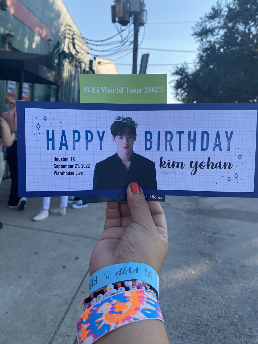 akosikaye1311's tweet photo. Hope you’re enjoying your day #KIMYOHAN #YOHANDAY #2022_WEi_WORLD_TOUR https://t.co/3r8pZ9pHec