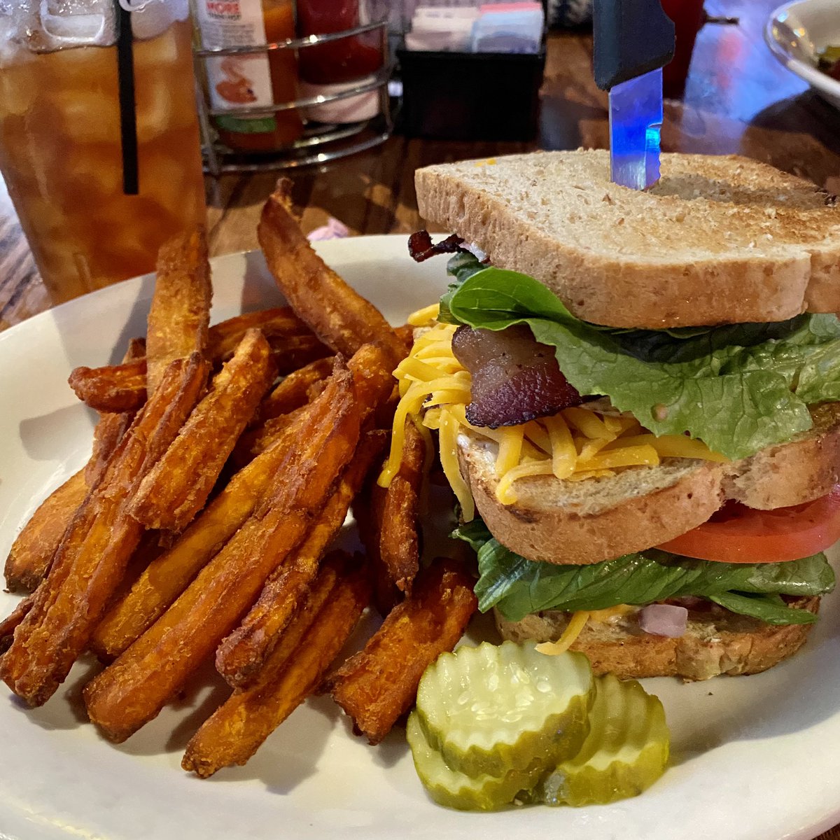 CMoneyKS's tweet photo. Triple Decker BLT at #ThePeanut is definitely on my Top 5 KC Sammiches list. W/sweet potato fries. #MMMMmmmmm #BLT #Bacon #Sammich https://t.co/EybpVcFjlD