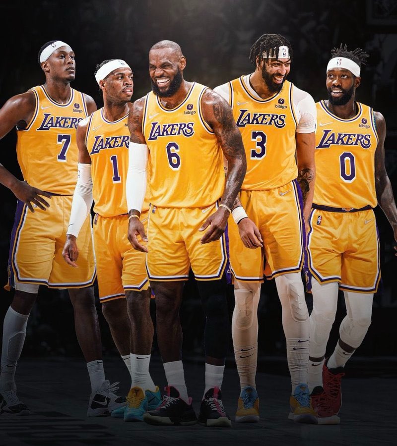 LakersLead's tweet photo. JUST TRADE THE PICKS @LAKERS https://t.co/5UKOLeKrGK
