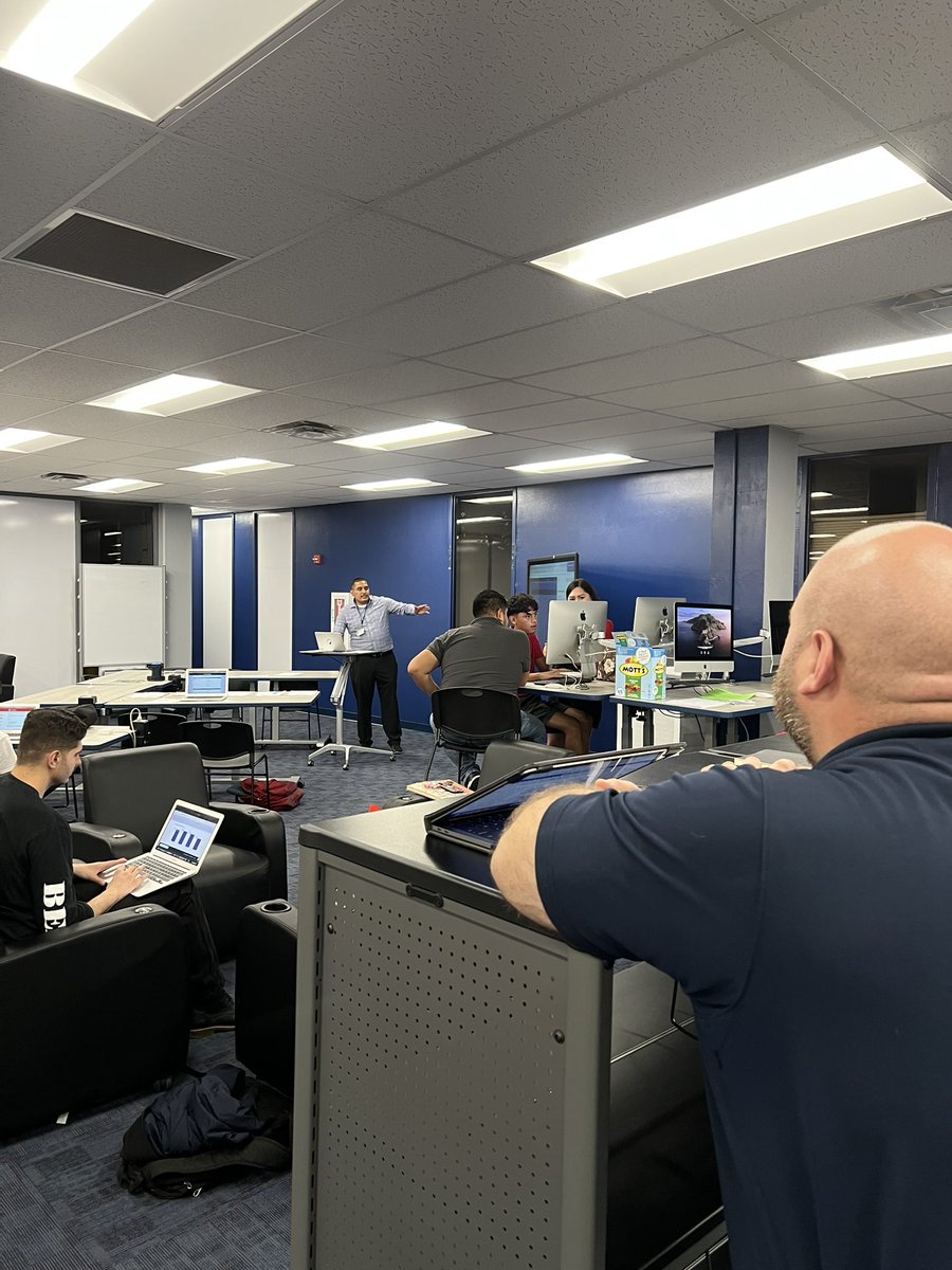 Rose Gandarilla tweet media