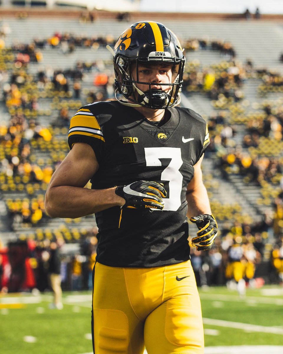 Saturdayscount's tweet photo. We said it from the get go....Watch for him! #SaturdaysCount #OSMS #IOWAFB @cdejean23 @SSN_Hawkeyes @LockedOnIowa @BigGameBoomer @JakeCrain_ @HawkeyeFootball https://t.co/nDwnr5AAeT