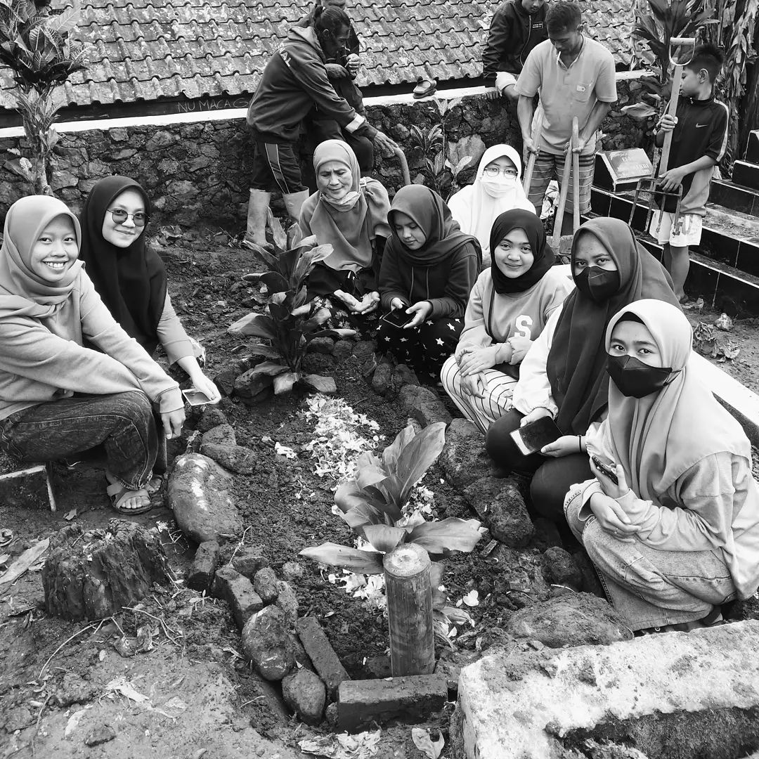 isolap_'s tweet photo. 20 desember 2021
liaaa ninggalin kita semua,mau nyesel tapi udah terlanjur heheu,smga tenang di alam sana liaaa🧚 i love u💖💖
alfatihah.... https://t.co/OH04oI73Ei