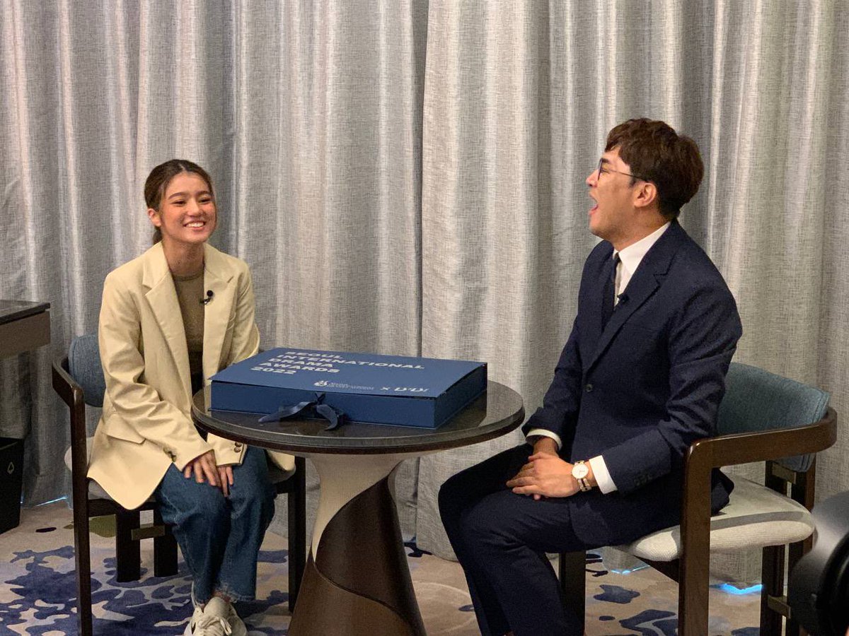 #AnInconvenientLove star, <a href="/bellemariano02/">Belle Mariano</a>,  being interviewed by #SeoulDramaInternationalAwards before the red carpet ❣️

#BelleOutstandingAsianStar
#Belle24EverInSeoul