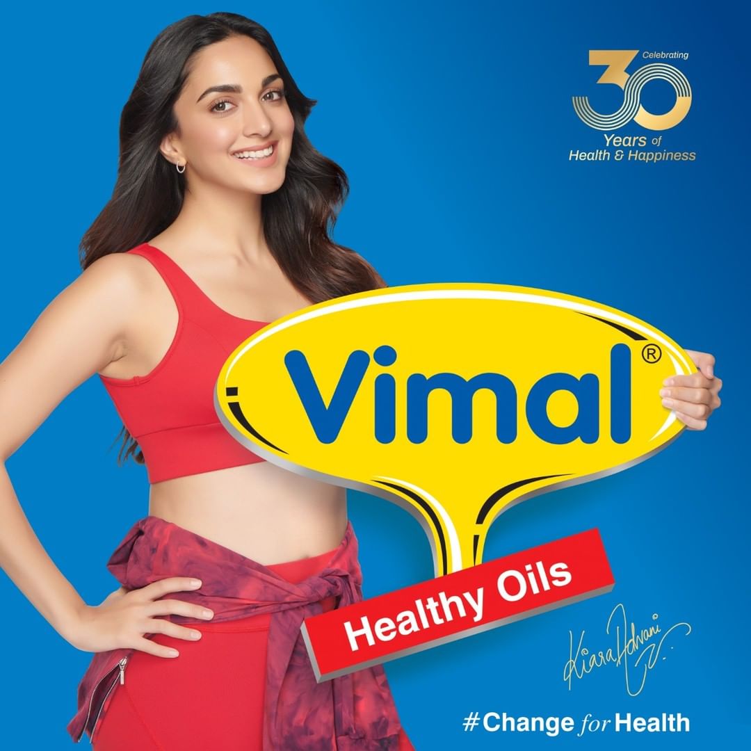 Kiara_Fan_Club's tweet photo. Welcome to Vimal, Kiara Advani.
Introducing, Kiara Advani as our official brand @advani_kiara
ambassador! She inspires us to strengthen our vision
of #ChangeforHealth. #KiaraAdvani https://t.co/GY3HNT8XGQ