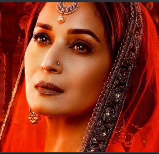 luvisMD's tweet photo. #QueenMD returns to movie
Her last released movie 2019
#MajaMa 🤩
#MajaMaOnPrime
#MadhuriDixit ☺ #MajaMaTrailer 🤞🤞🤞🤞🤞 https://t.co/Dxn8qdvkh1