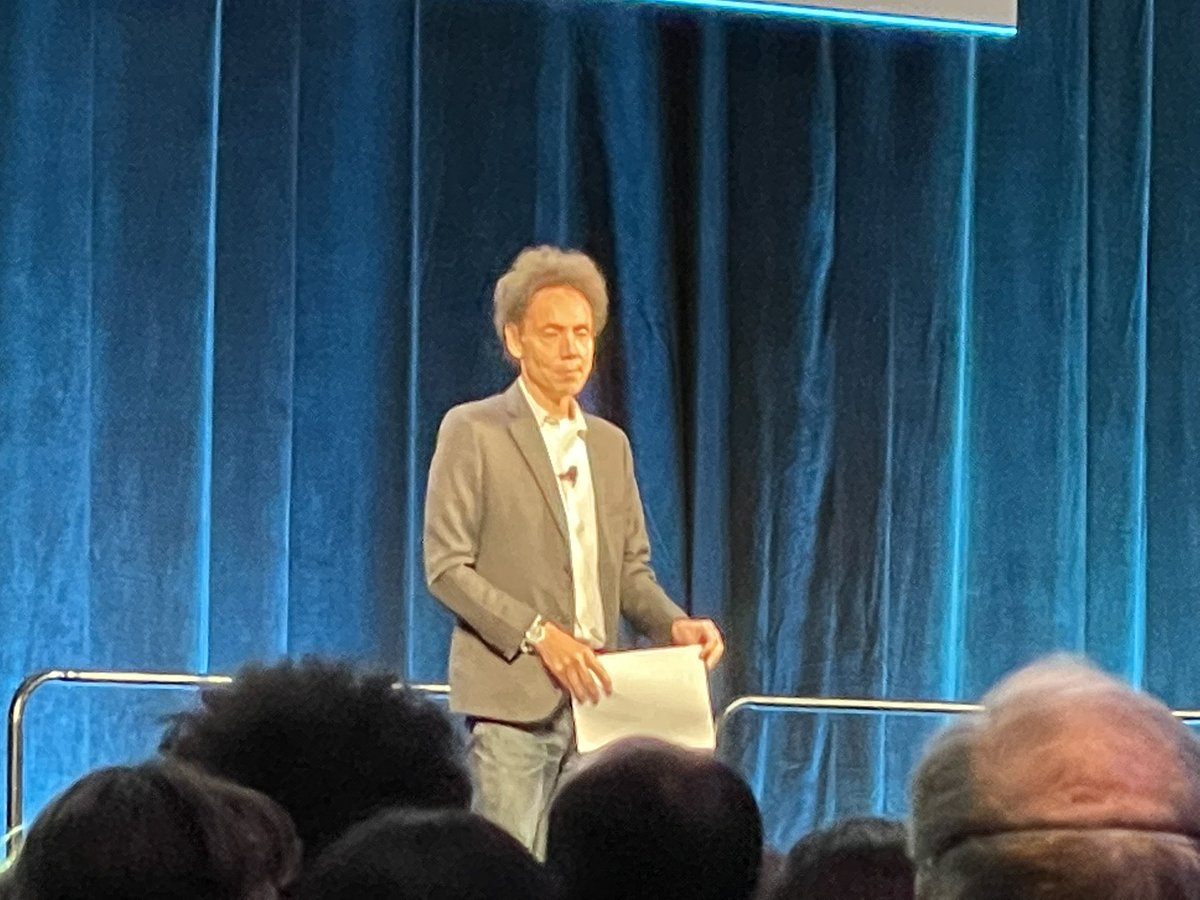 SandraRCostaDO's tweet photo. #AAFPFMX today @aafp! Tons of learning and great keynote with @Gladwell who signed copies of his book to add to my library in addition to his #revisionisthistory #podcast. @Nationals mascots came to say hi but will never top my @Phillies #Phanatic https://t.co/xrnjQmFCmJ