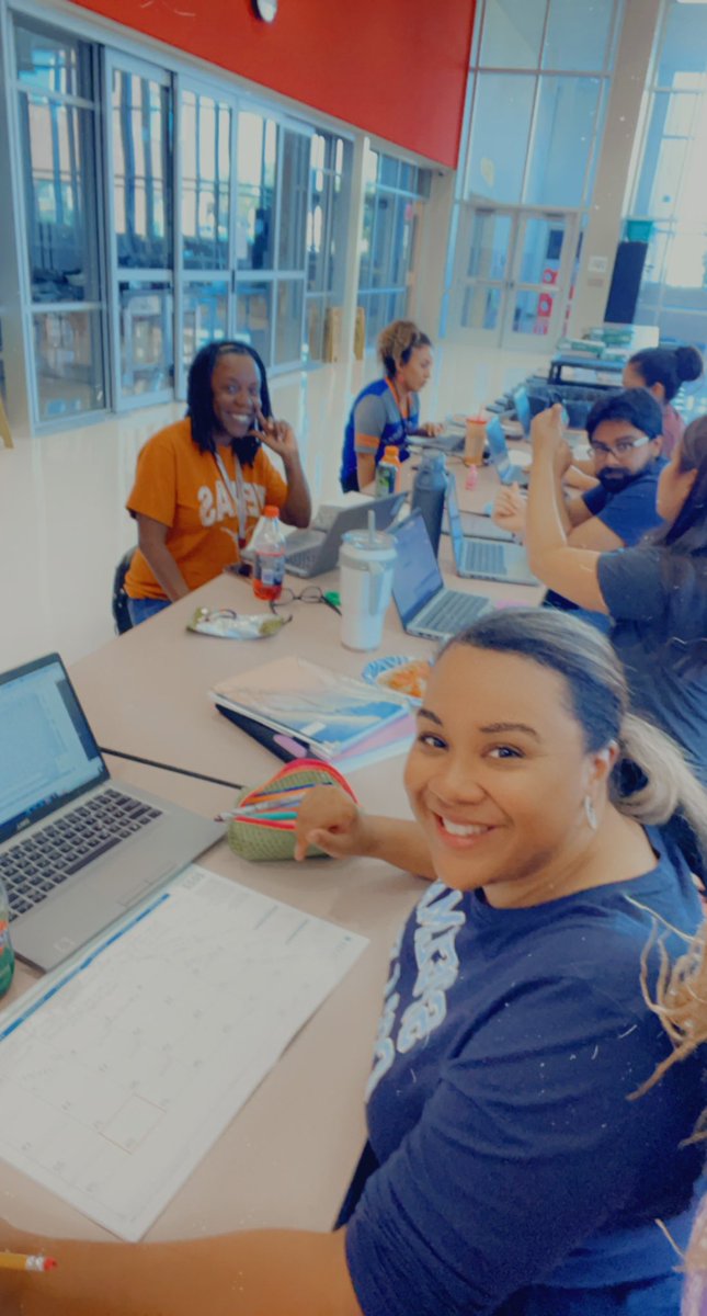 AliciaRYoung2's tweet photo. Putting in the work #Planning&amp;Pizza #PatrickES #PriorityStandards #Know&amp;Show #formativeassessment #LAFA https://t.co/VkzwTOqAAT