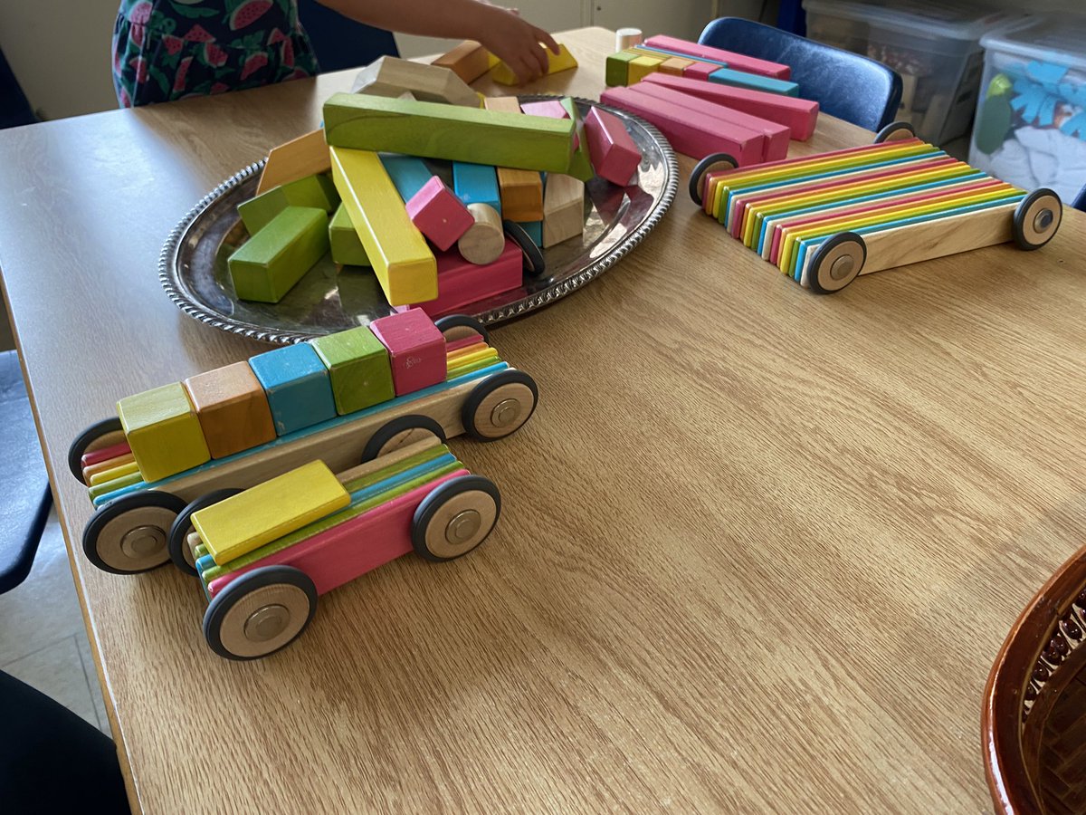 TKoppaithara's tweet photo. Tegu Blocks. Spot the scissors. #problemSolvingandInnovating https://t.co/ygvMSOGu5C