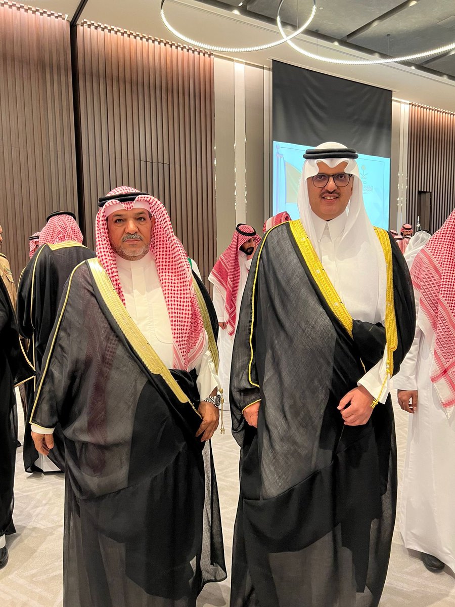 owaid_benrmezan's tweet photo. #اليوم_الوطني_السعودي_92 تشرفت اليوم بتقديم خالص التهاني والتبريكات للامير/ سلطان بن سعد ال سعود سفير المملكة العربية السعودية بمناسبة العيد الوطني للمملكة 92
وأتمنى للمملكة والقيادة السياسية وشعبها الرقي والازدهار https://t.co/ogz5YZZizn