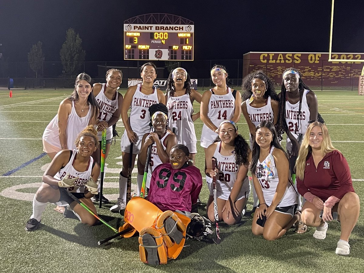 pbhs_sports's tweet photo. Paint Branch Field Hockey defeats Wheaton 3-1!  Congratulations Coach Greene and Coach Hendrick on their 1st HS win of their careers! So proud of the grit and effort of these girls♥️🏑 @pbhs_fh @AfieMirshah https://t.co/QNWjVVEWKm