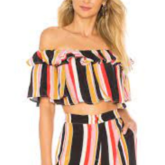 snipsnipchick's tweet image. So good I had to share! Check out all the items I&apos;m loving on @Poshmarkapp #poshmark #fashion #style #shopmycloset #houseofharlow1960 #katespade #vans: posh.mk/Z0Ts4f85vtb