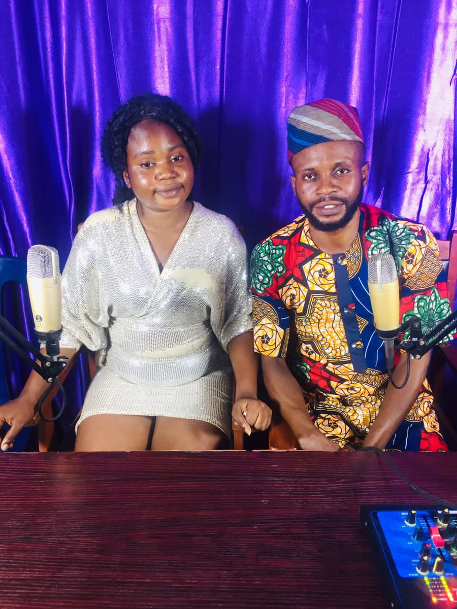 oluwaseyiposit2's tweet photo. Actress Oduga kemisola with my humble self@maranath radio int'l https://t.co/fJYe3gDVxD