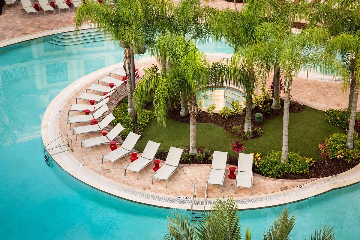 MacKidWChester's tweet photo. Eyeing up that lounge chair right there 👀 I’ll be spending the next few days visiting @meliaorlando hit the ❤️ if you wish you were joining me 🌴 @meliahtlresorts #hosted
#MacKIDatMeliaOrlando
#mackidtravel
#MeliaOrlando
#SoulMatters
#OrlandoHotel https://t.co/lNylzc4ygS