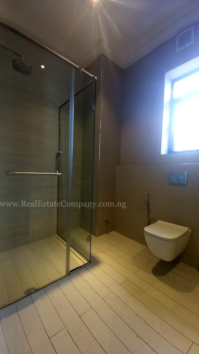 InjRealEstate's tweet photo. To Let

Direct  Brief 

8 Units of Serviced 4 Bedroom Semi Detached Houses.

Rent &amp; Service Charge - DM

Location - Banana Island Ikoyi Lagos.

https://t.co/ziiILyU7SW https://t.co/066rhvx7dn
