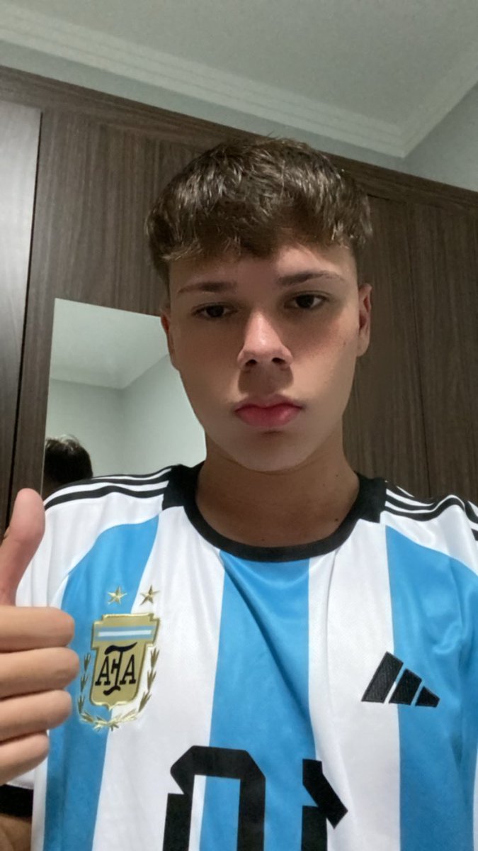 peakthekid's tweet photo. URGENTE! ⚠️
Revelação do TikTok em 2022 "Peak The Kid" é visto aos AMASSOS com a cantora e influenciadora Ananda Morais. Os dois foram flagrados por pessoas que estavam presentes em um show em São José dos Campos - SP. 😱😱🔥 https://t.co/XFxqqYLEVU