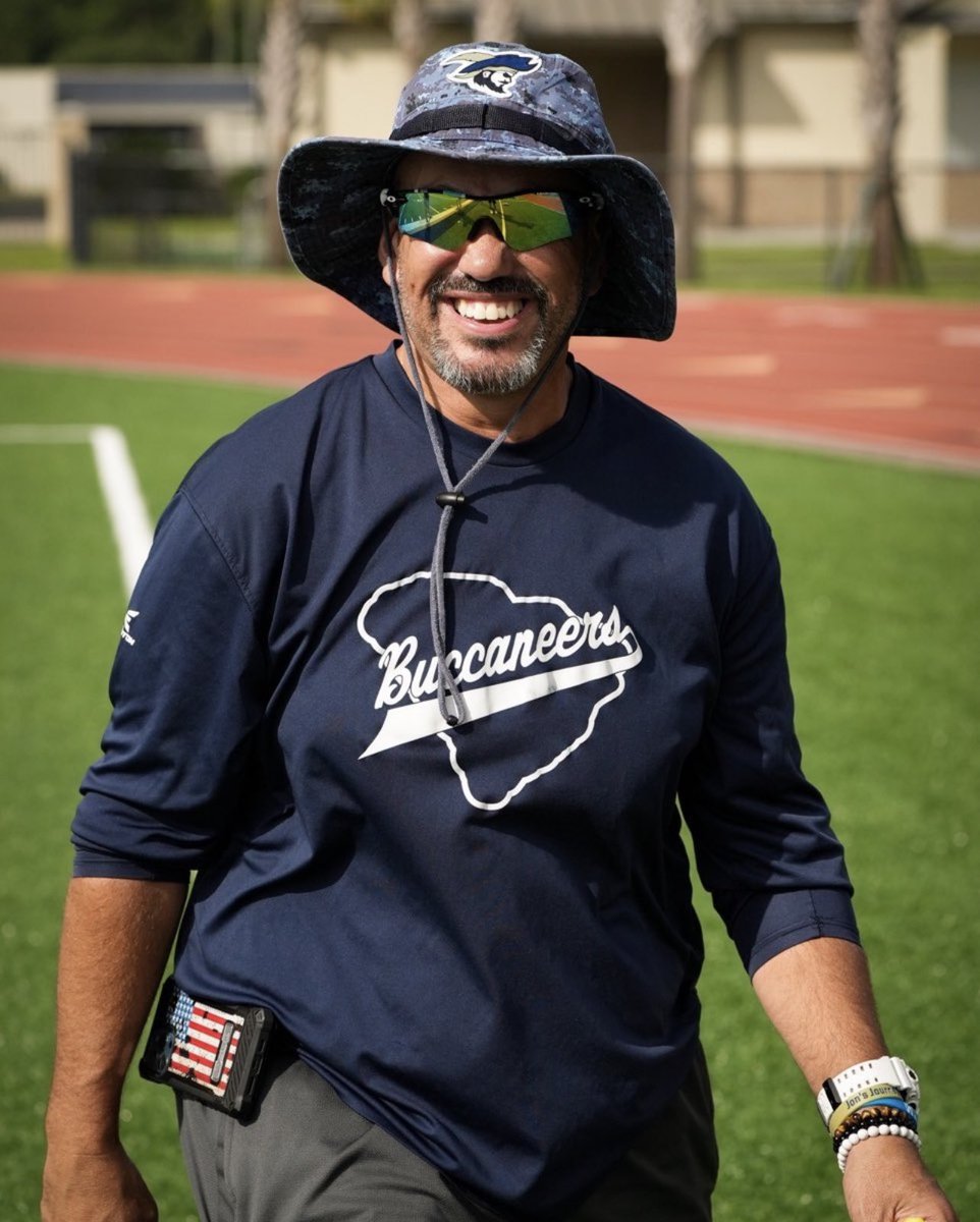 csubucs_equip's tweet photo. Happy EQ appreciation week to our very own @GMONTY4565 https://t.co/XVA605itll